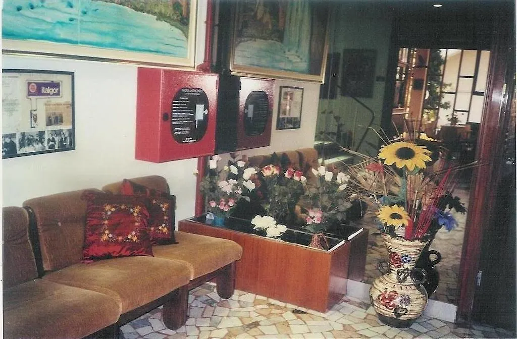 Hotel Club Italgor Римини Италия